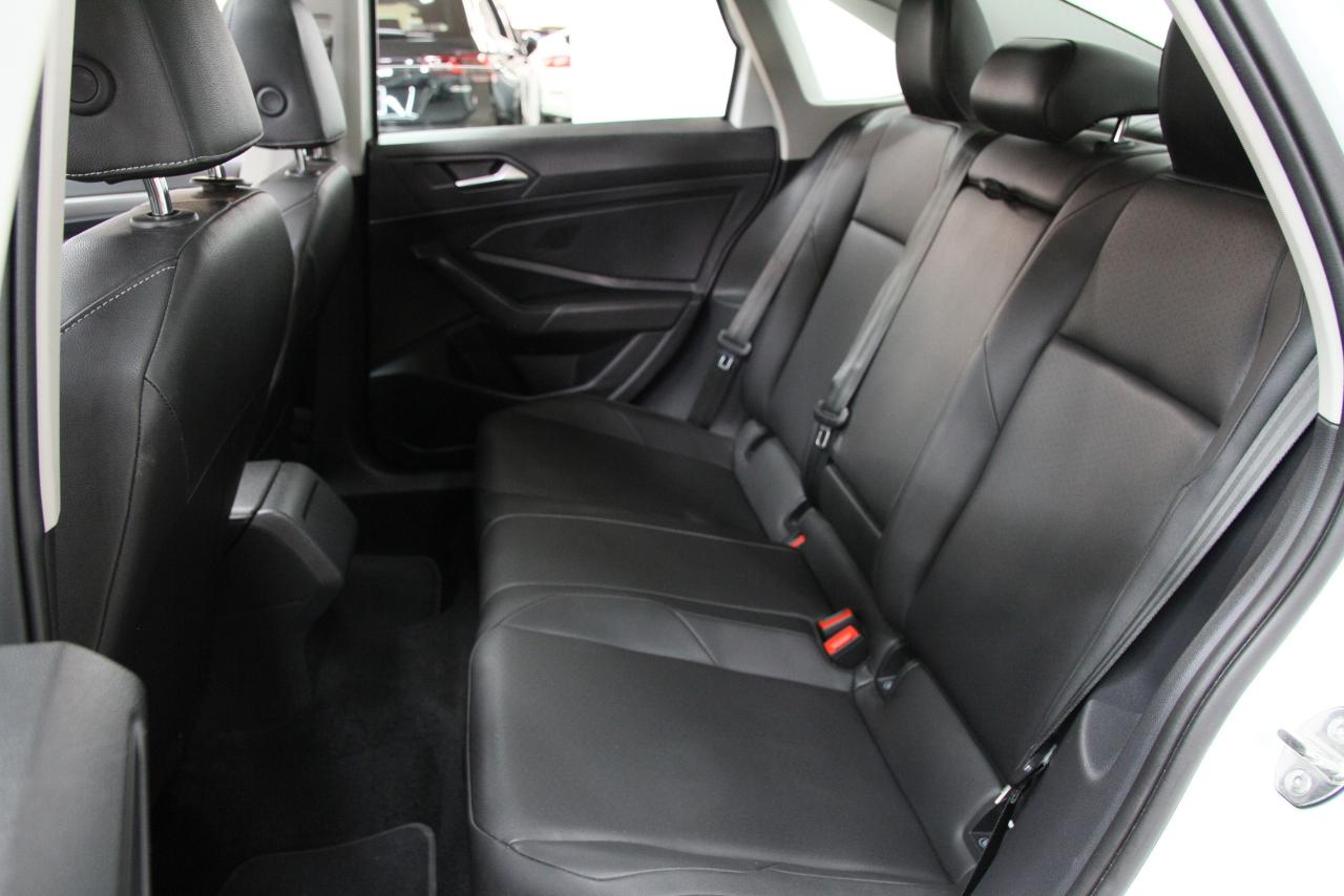2020 Volkswagen Jetta HIGHLINE | Leather | Pano roof | BSM | CarPlay