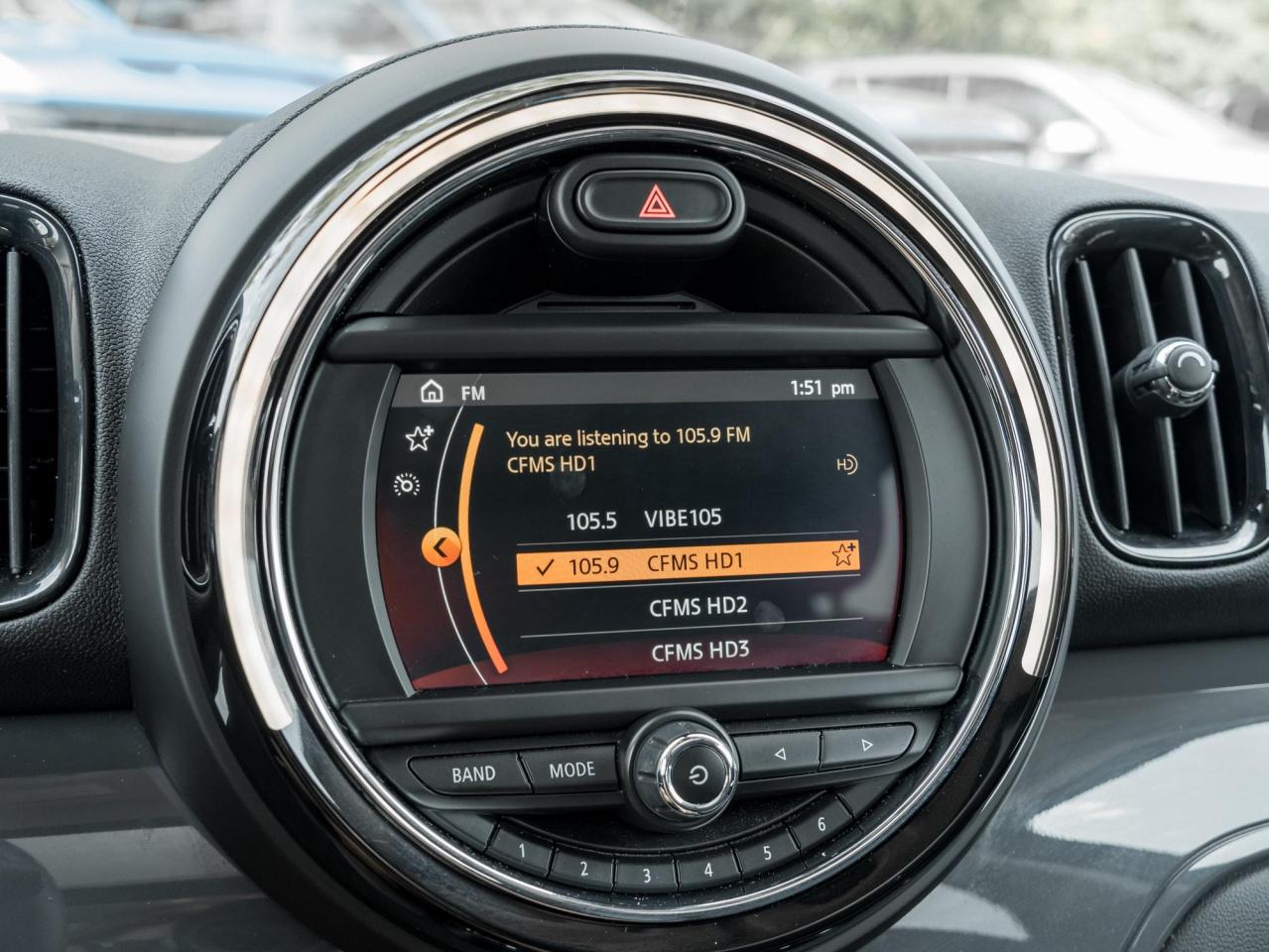 2019 MINI Cooper Countryman Cooper Photo