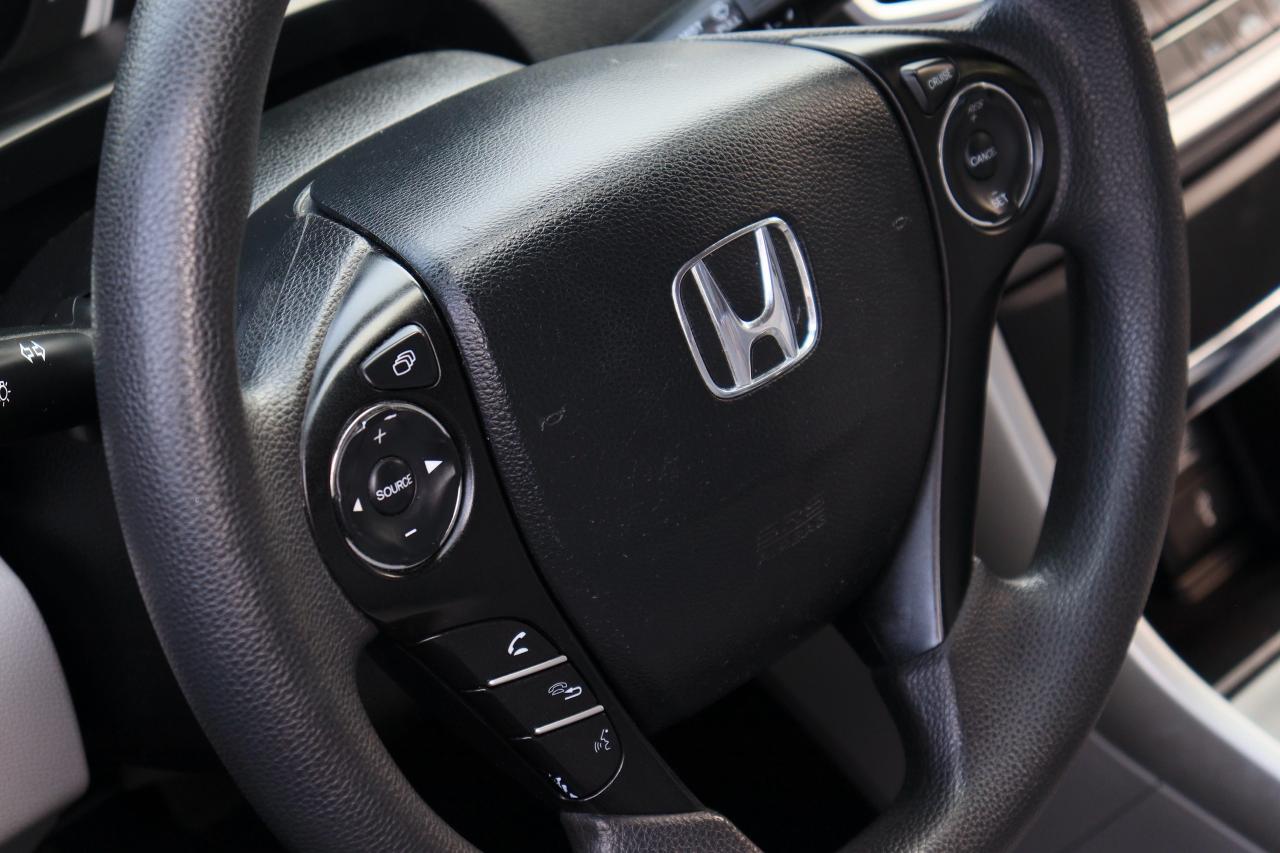 2014 Honda Accord LX | Auto | Bluetooth | Cam | Alloys | Tinted ++ Photo16