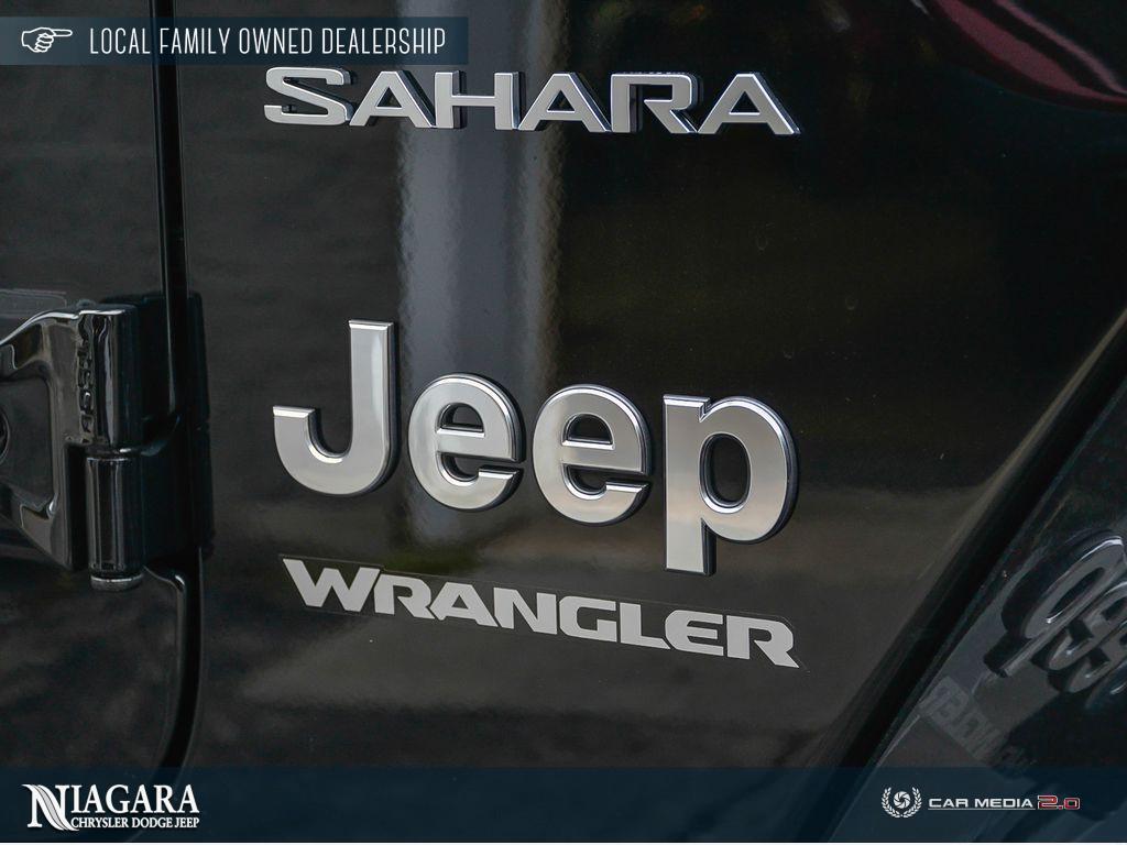 2024 Jeep Wrangler 4-Door Sahara - Photo #9