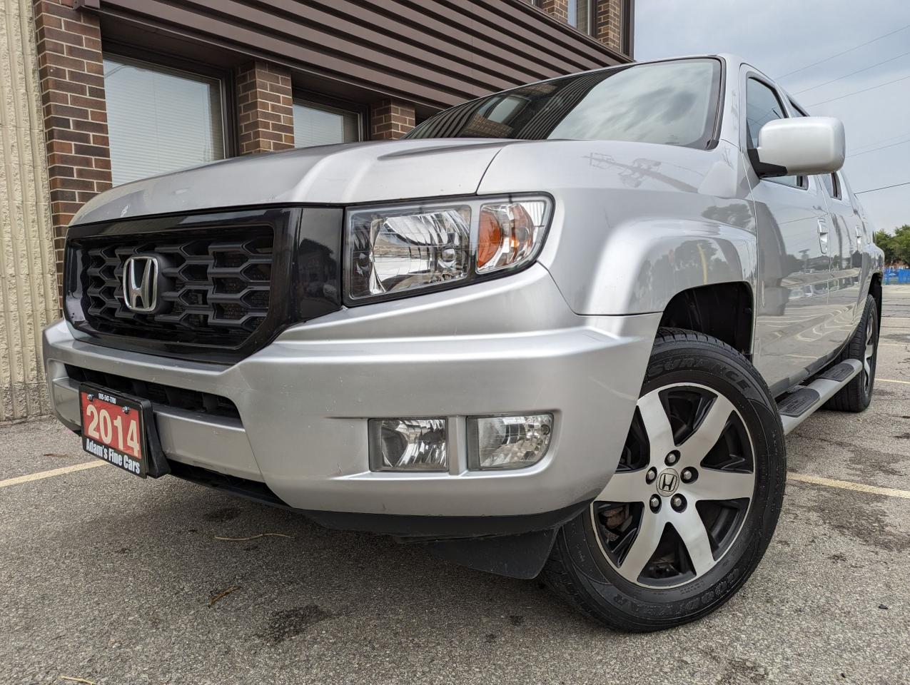 Used 2014 Honda Ridgeline Special Edition *4WD/Good Condition/Drives Like New* for sale in Hamilton, ON