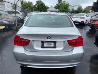 2009 BMW 3 Series 328i xDrive *AWD, LEATHER HEATED SEATS, SUNROOF* - Photo #5