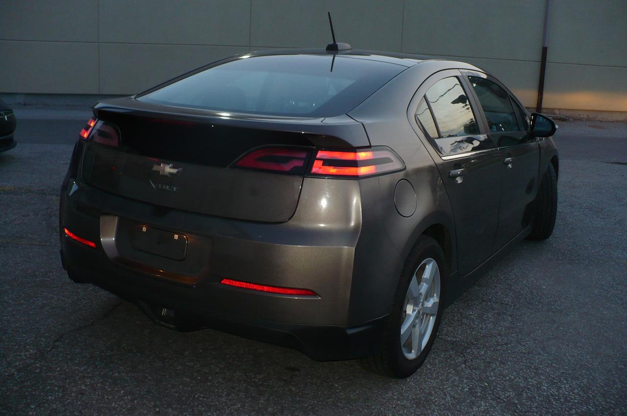 2015 Chevrolet Volt 5dr Hb Photo