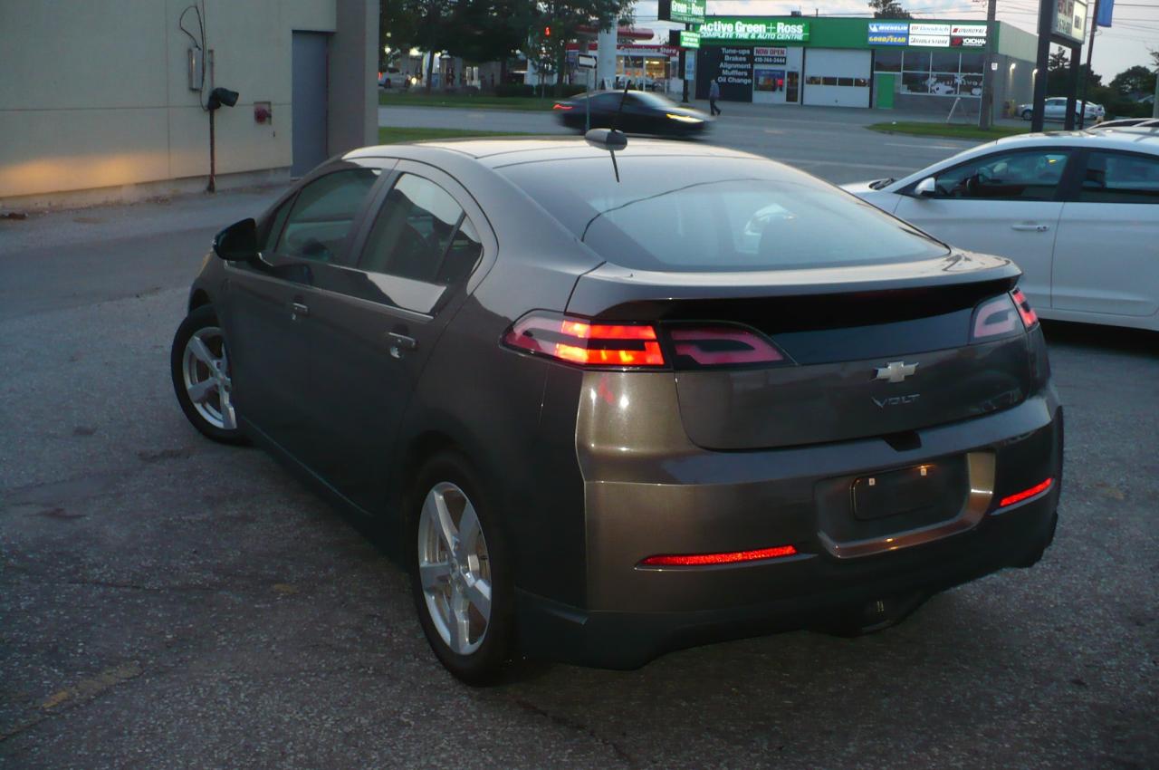 2015 Chevrolet Volt 5dr Hb Photo4