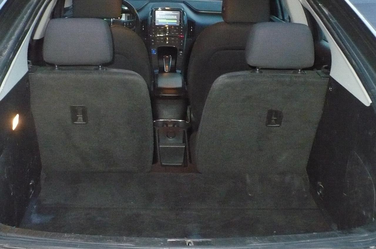 2015 Chevrolet Volt 5dr Hb Photo