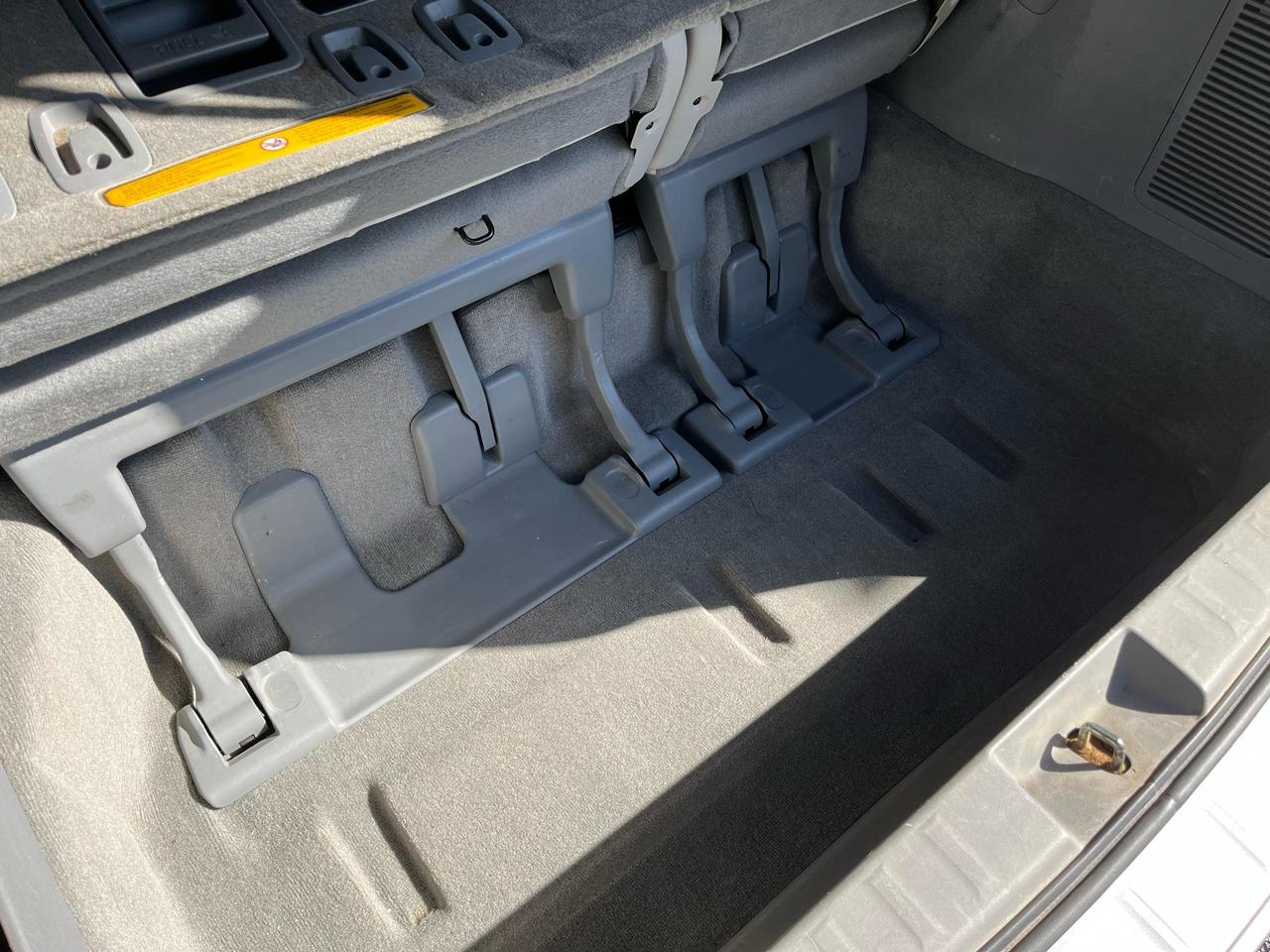 2013 Toyota Sienna  Photo