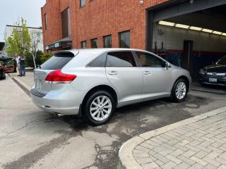 2012 Toyota Venza  - Photo #3