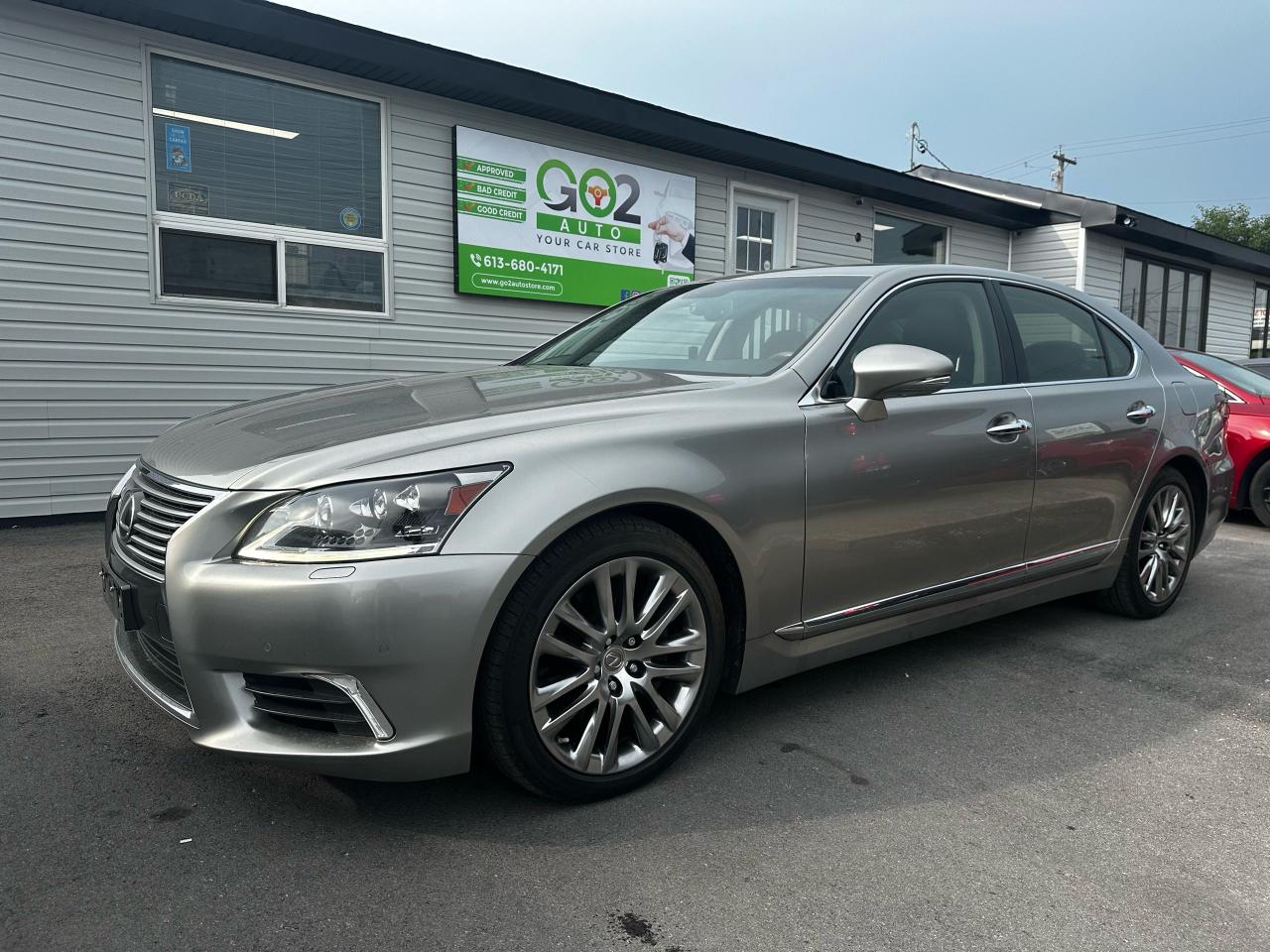 2017 Lexus LS 460 SWB - Photo #2