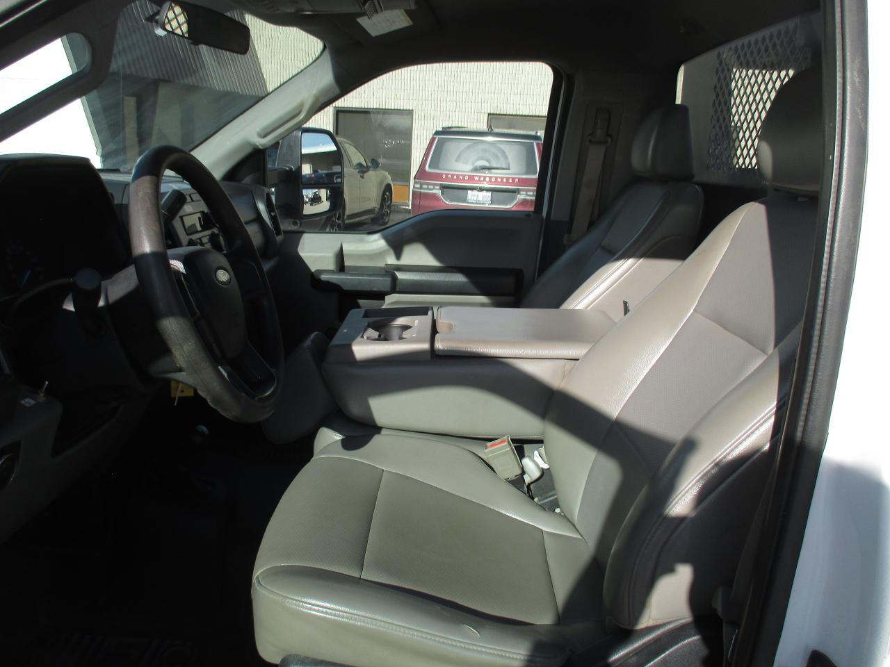2018 Ford F-550 XL,REG.CAB.DUMP TRUCK 4X4 - Photo #8