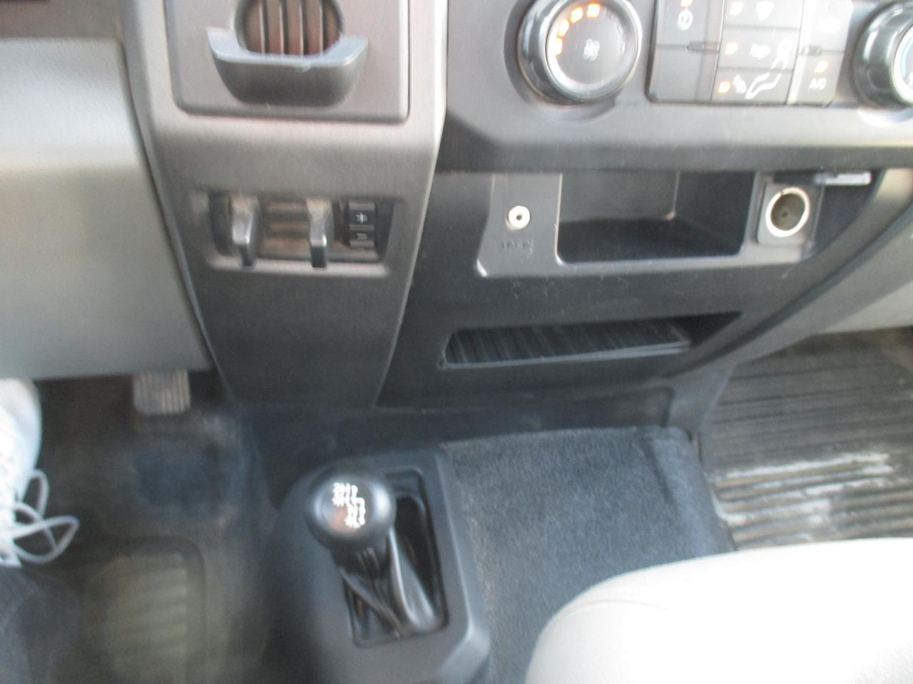 2018 Ford F-550 XL,REG.CAB.DUMP TRUCK 4X4 - Photo #11
