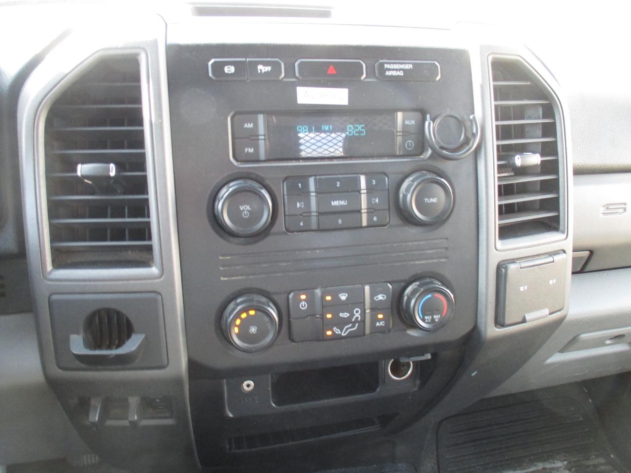 2018 Ford F-550 XL,REG.CAB.DUMP TRUCK 4X4 - Photo #10