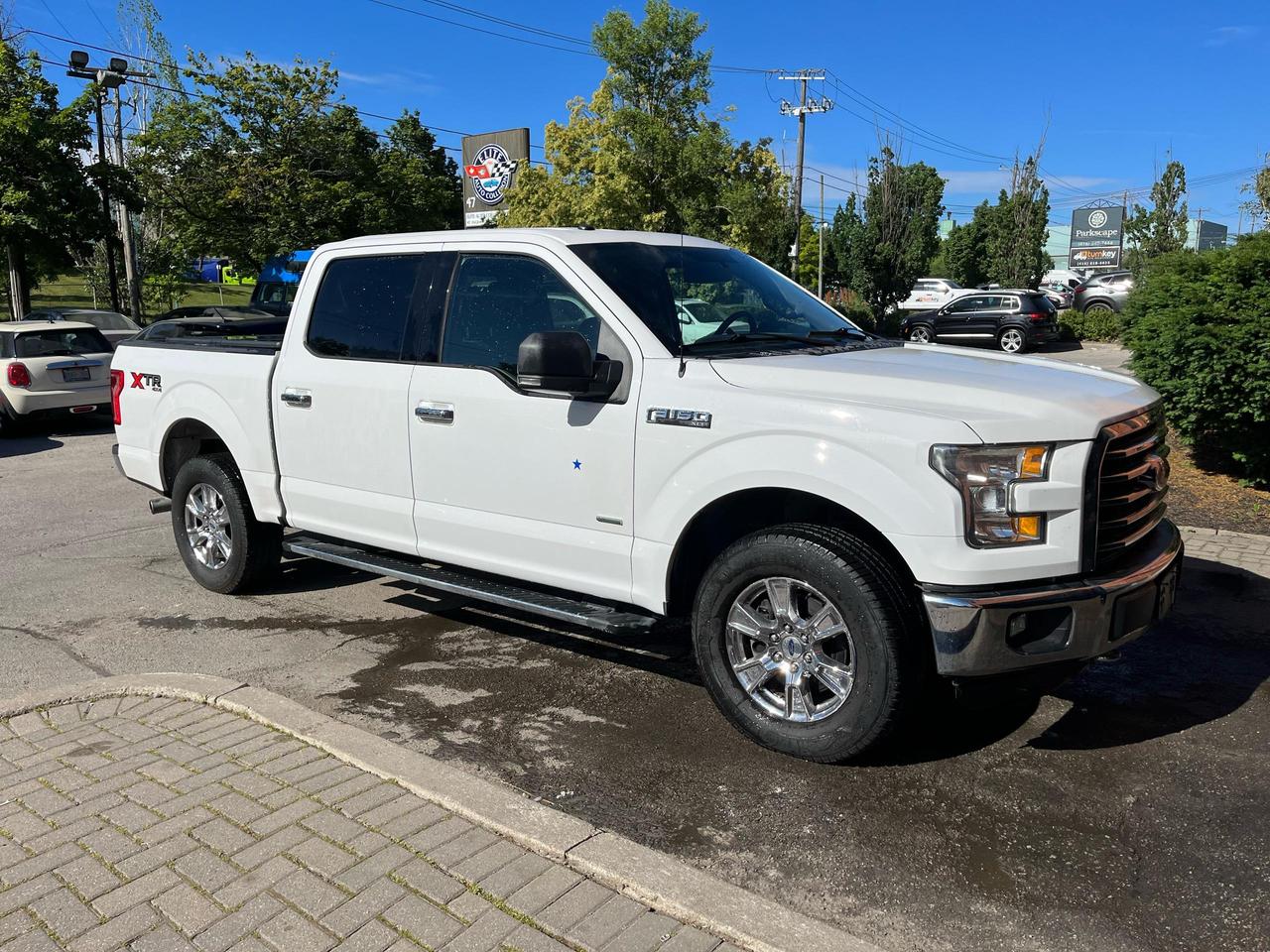 2016 Ford F-150 XLT Photo