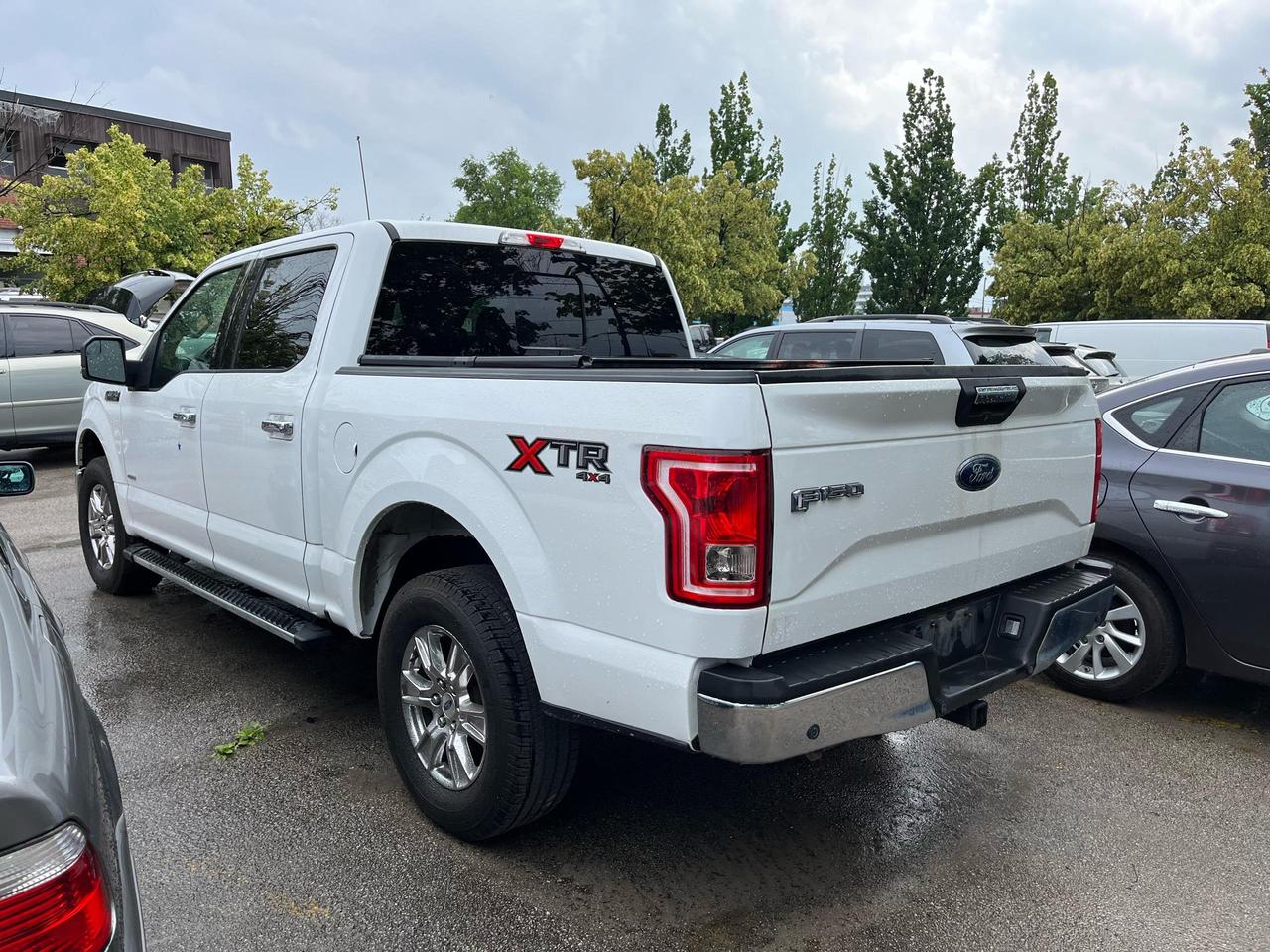 2016 Ford F-150 XLT Photo