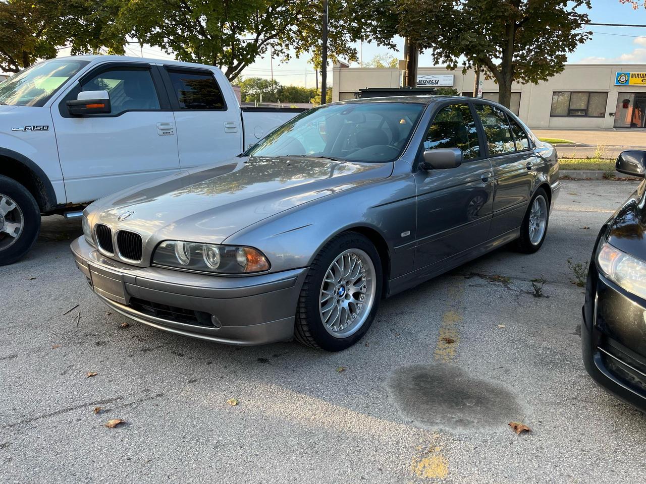 2002 BMW 5 Series 530iA Sport Photo