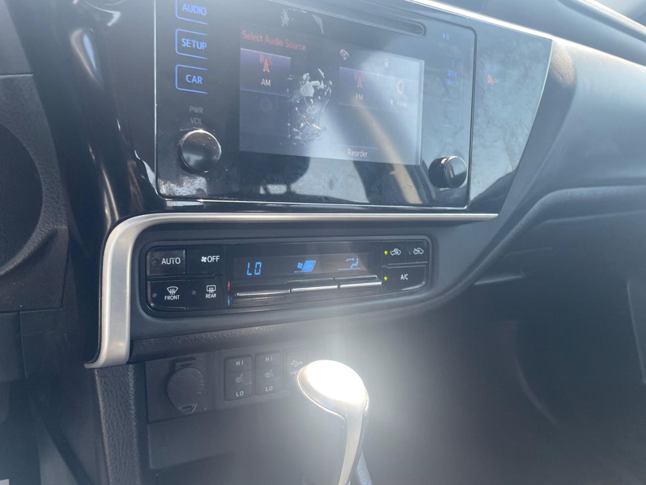 2019 Toyota Corolla AUTO NO ACCIDENT NEW TIRES B-TOOTH CAMERA - Photo #20