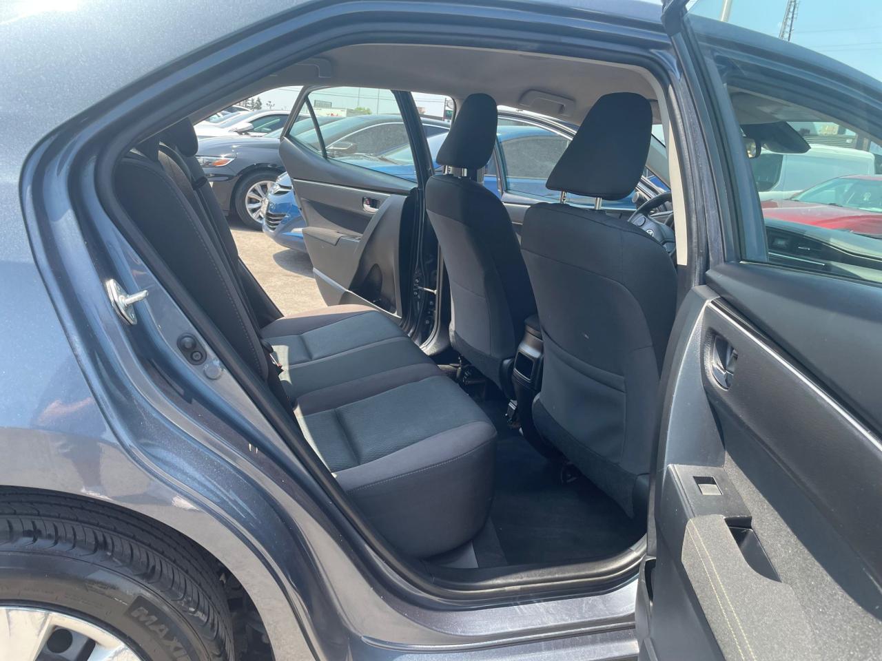 2019 Toyota Corolla AUTO NO ACCIDENT NEW TIRES B-TOOTH CAMERA - Photo #16