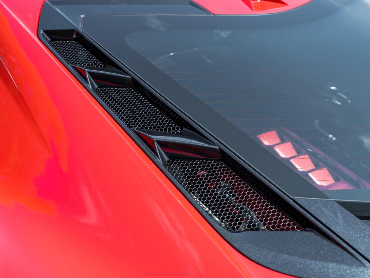 2020 Chevrolet Corvette 2LT Photo