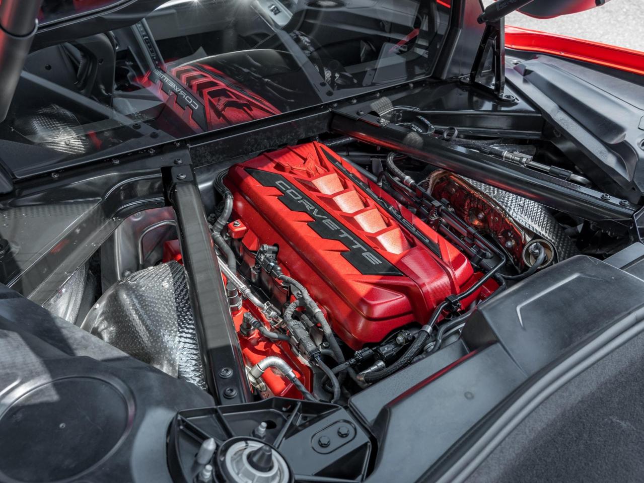 2020 Chevrolet Corvette 2LT Photo
