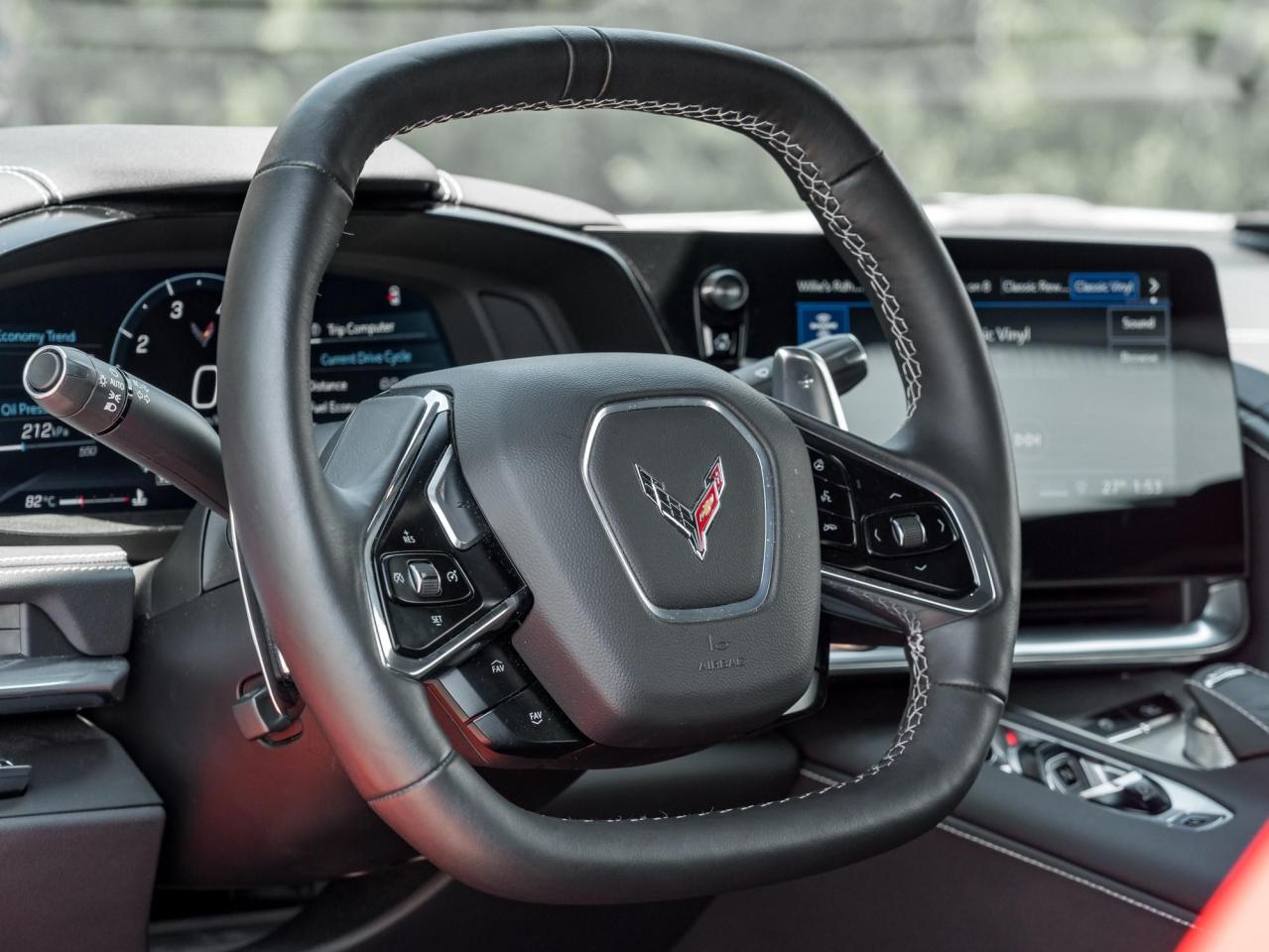 2020 Chevrolet Corvette 2LT Photo