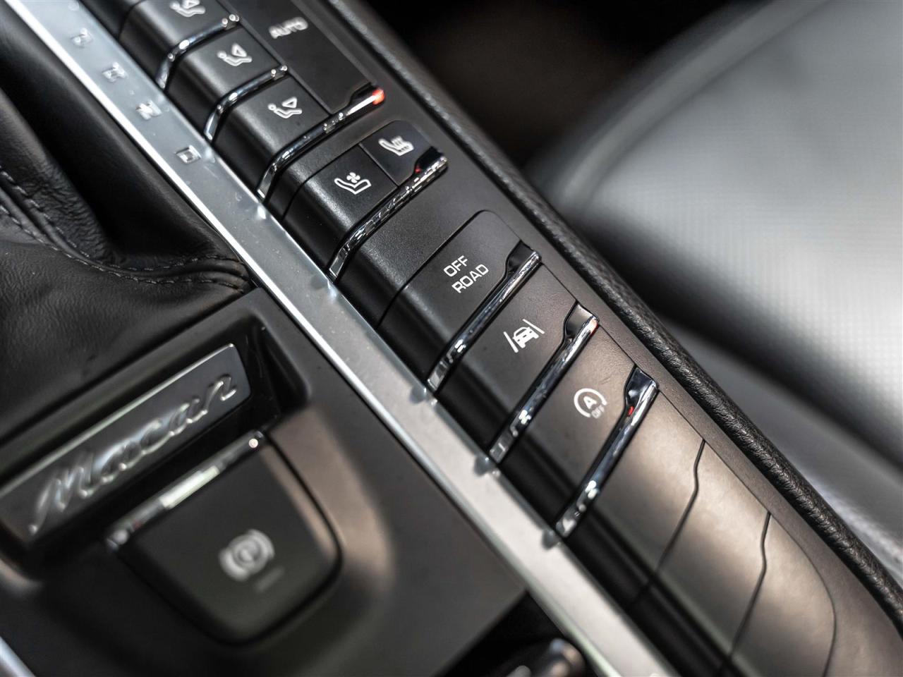 2018 Porsche Macan $267 BI WEEKLY $2500 DOWN| PREMIUM PLUS|BLINDSPOT|LANE DEPART|BOSE|PANO|LOADED Photo