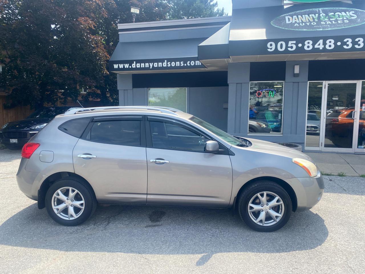 Used 2010 Nissan Rogue SL AWD for sale in Mississauga, ON