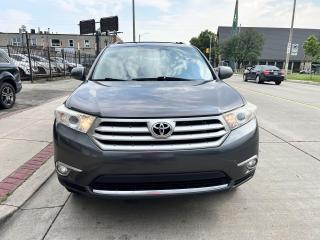 <p>2011 Toyota Highlander 4WD 4dr,leather,excellent conditions,7 passenger,one owner,carfax shows a minor claim,safety certification included in the price call 2897002277 or 9053128999 </p><p>click or paste here for carfax:https://vhr.carfax.ca/?id=GP74GTYKiwCRps5REJGibo+MM4k78LNc</p>