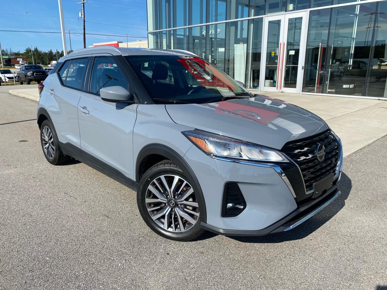 2021 Nissan Kicks SV Photo1