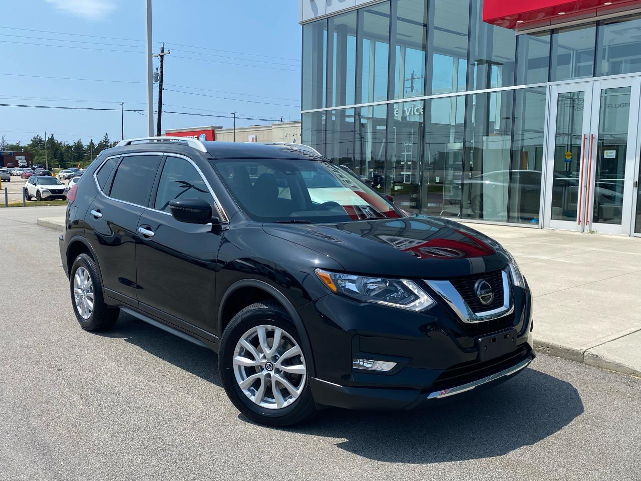 2020 Nissan Rogue SV AWD Photo1
