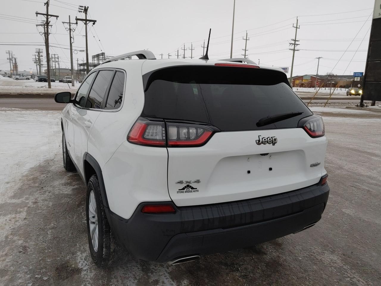 2020 Jeep Cherokee North - Photo #6