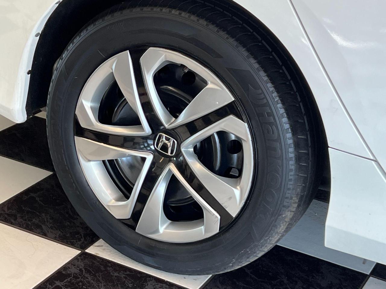 2017 Honda Civic LX+Camera+ApplePlay+New Tires+Heated Seats - Photo #57