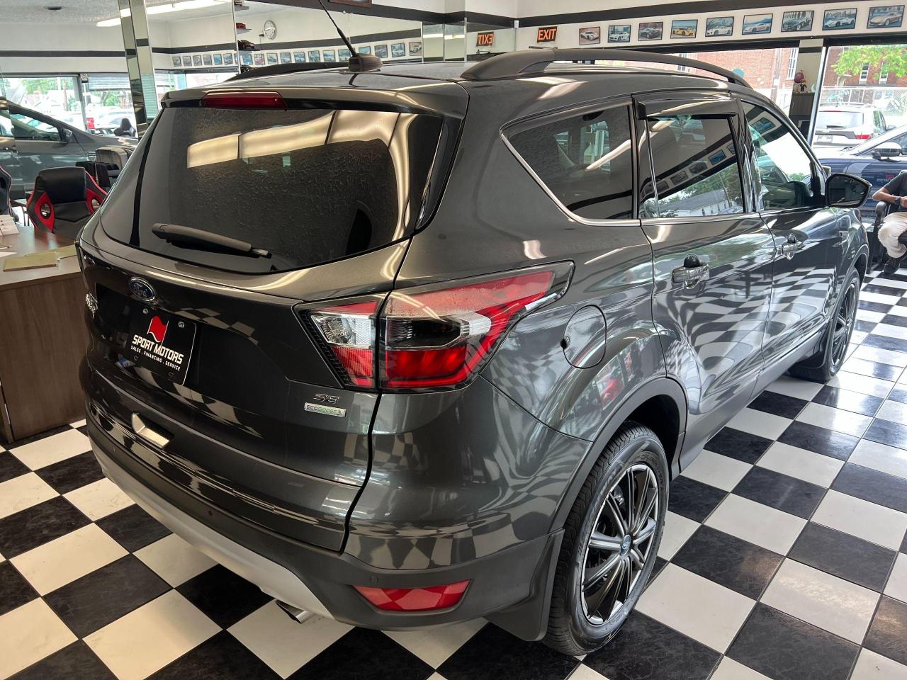 2017 Ford Escape SE+ApplePlay+Camera+New Tires+Sensors+CLEAN CARFAX - Photo #4