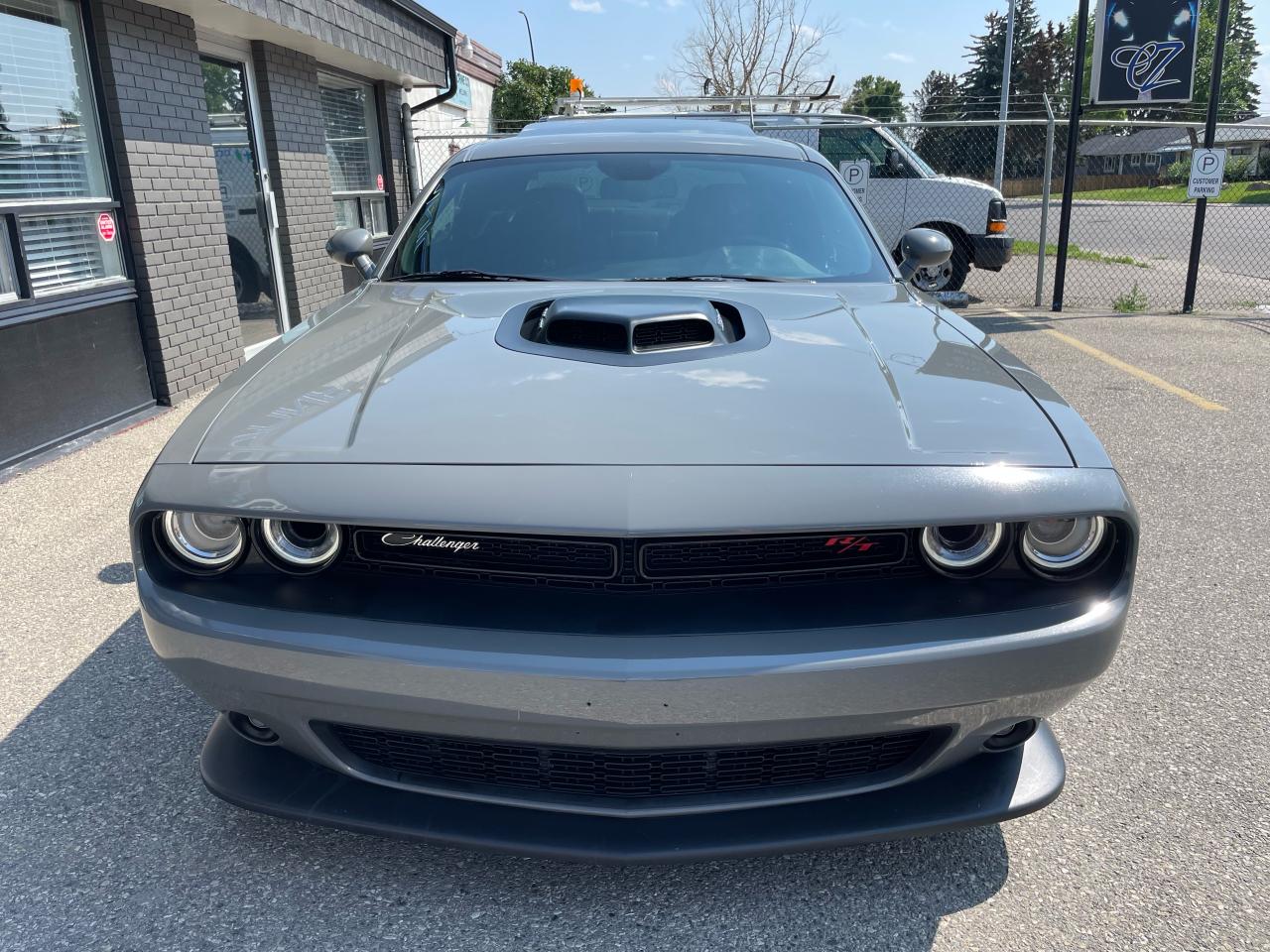 2017 Dodge Challenger Manual Scat Pack Shaker R/T 392 - Photo #4