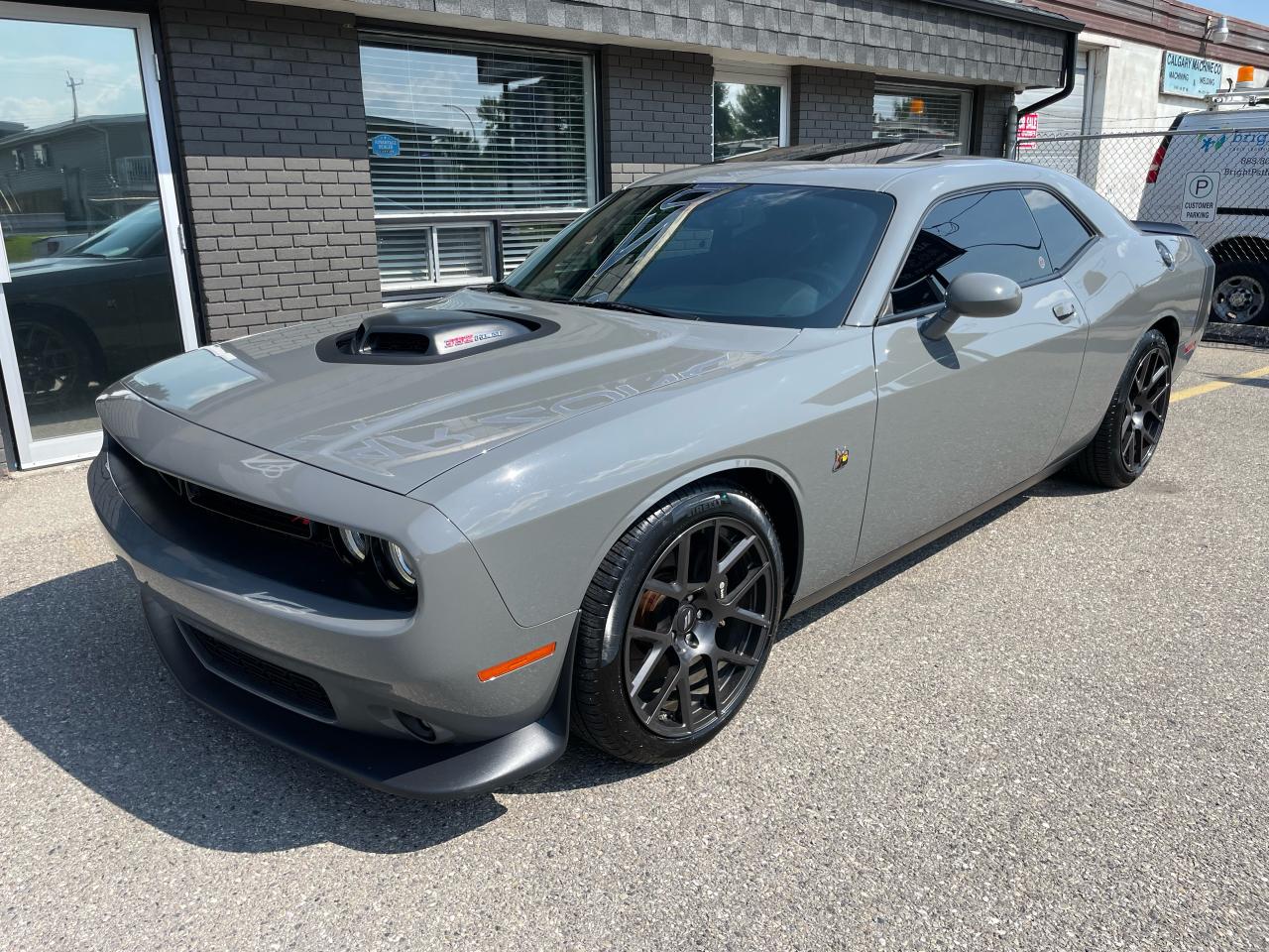 2017 Dodge Challenger Manual Scat Pack Shaker R/T 392 - Photo #20