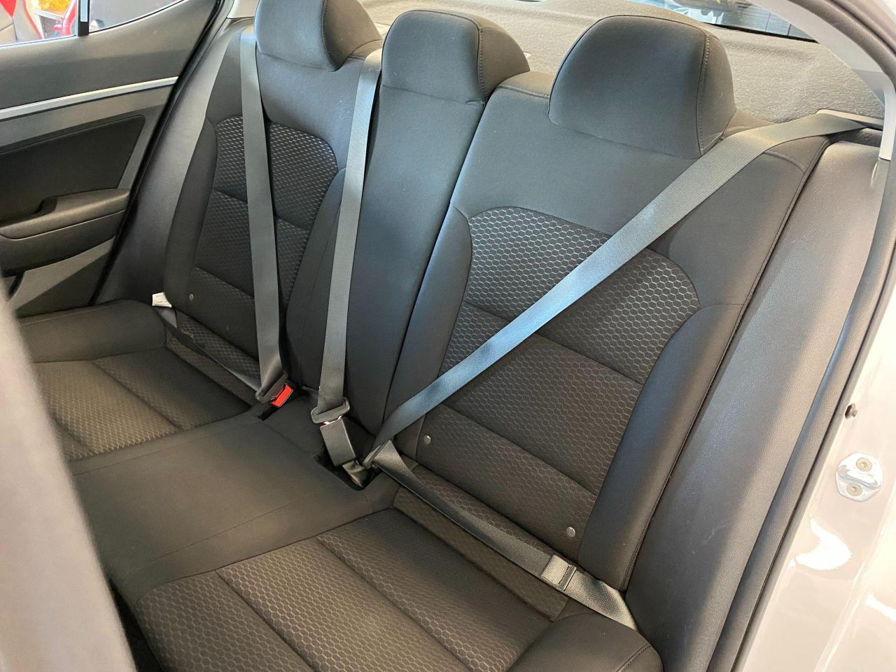 2019 Hyundai Elantra Preferred+ApplePlay+CAM+Heated Seats+CLEAN CARFAX - Photo #22