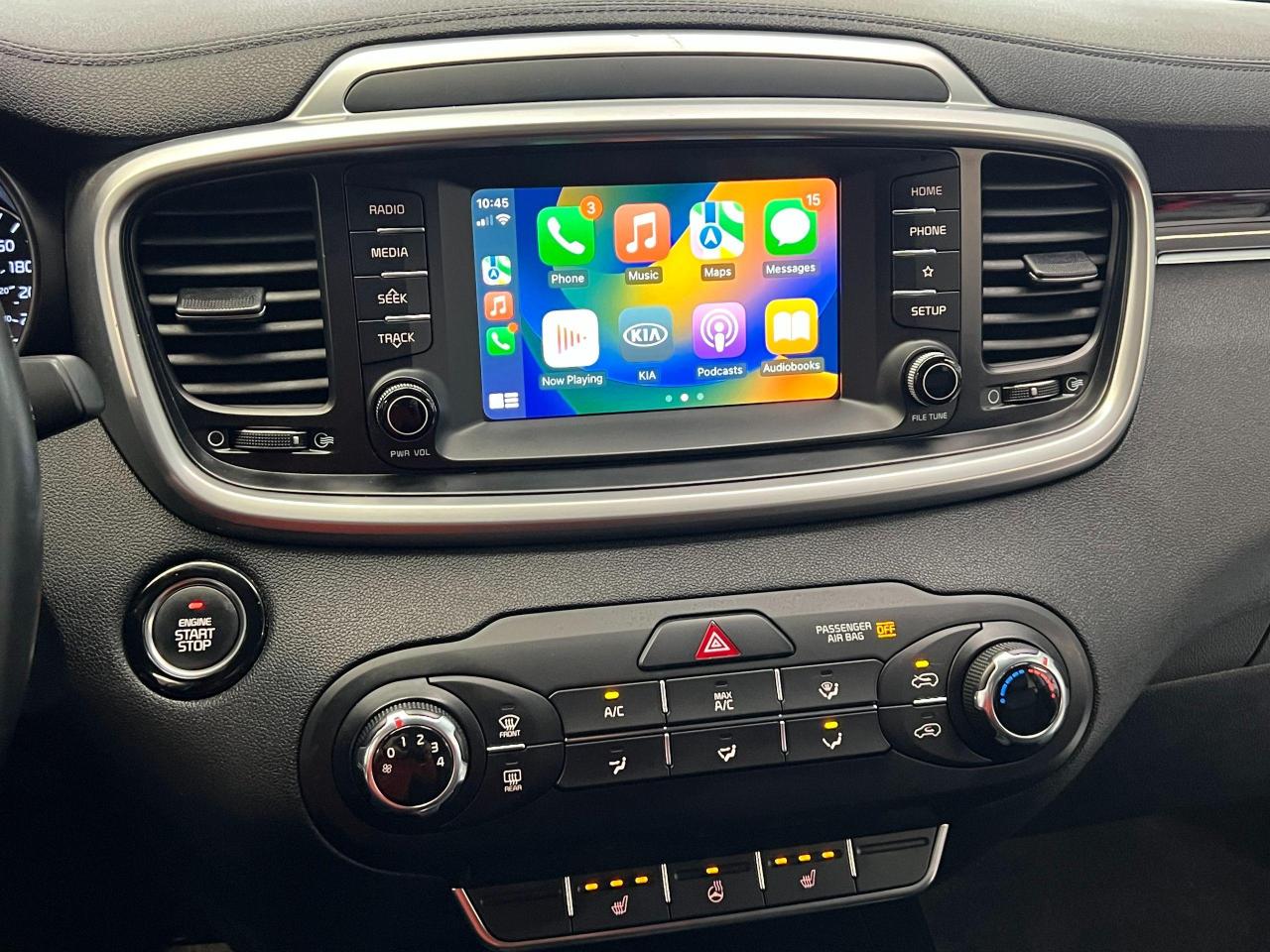 2019 Kia Sorento LX AWD+ApplePlay+Heated Seats+Camera+CLEAN CARFAX - Photo #10