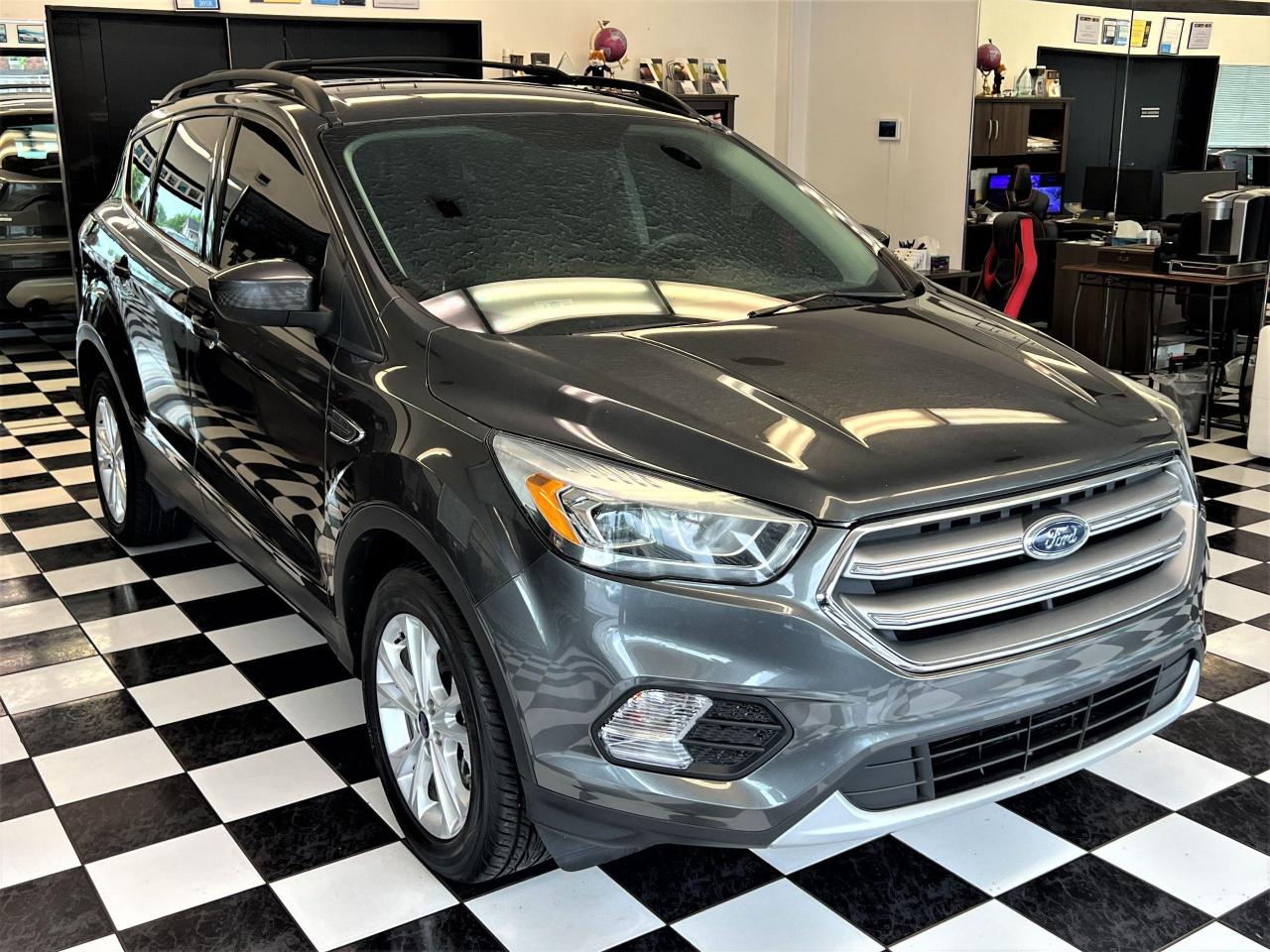 2017 Ford Escape SE 4WD+APPLEPLAY+CAMERA+SENSORS+CLEAN CARFAX - Photo #5