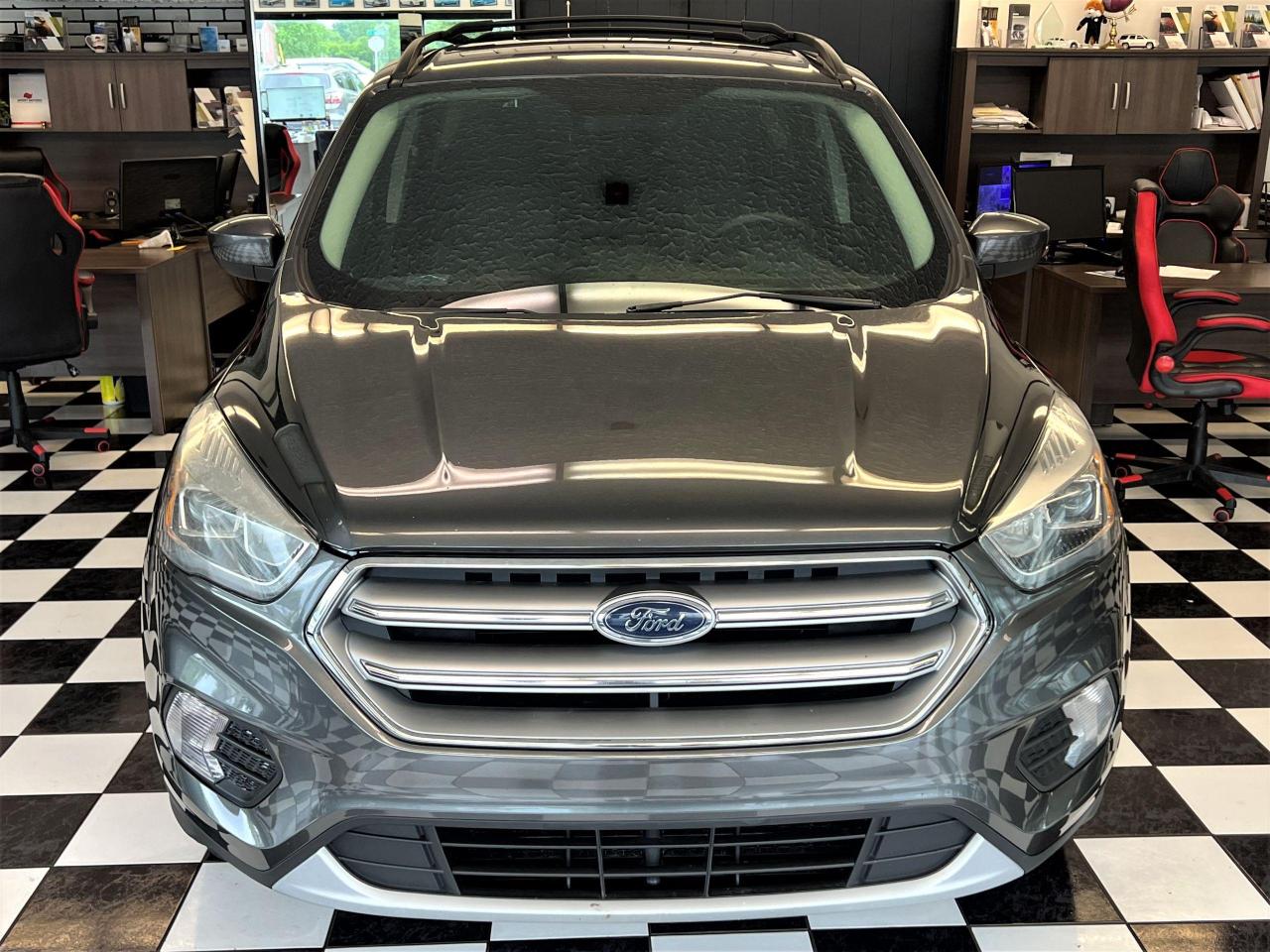 2017 Ford Escape SE 4WD+APPLEPLAY+CAMERA+SENSORS+CLEAN CARFAX - Photo #6