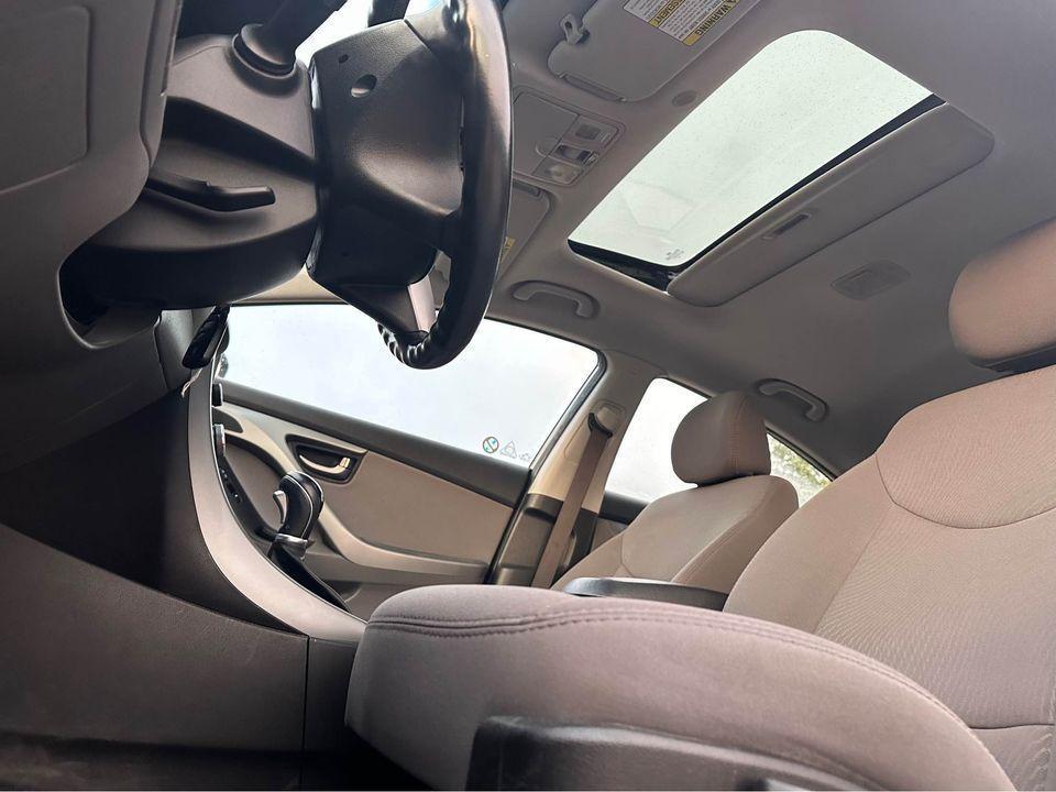 2014 Hyundai Elantra GLS - Safety Certified - Photo #8