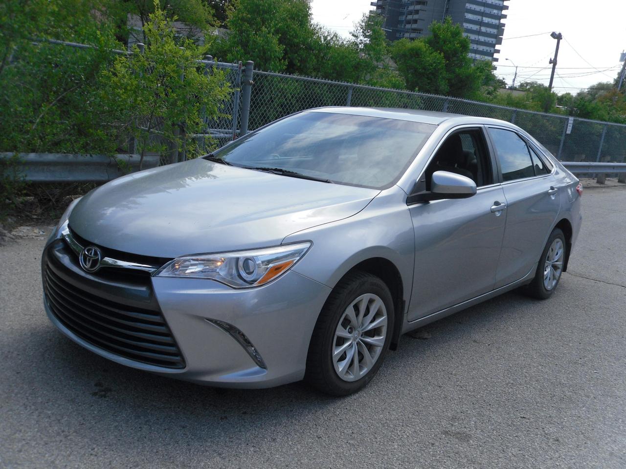 2017 Toyota Camry LE - Photo #1