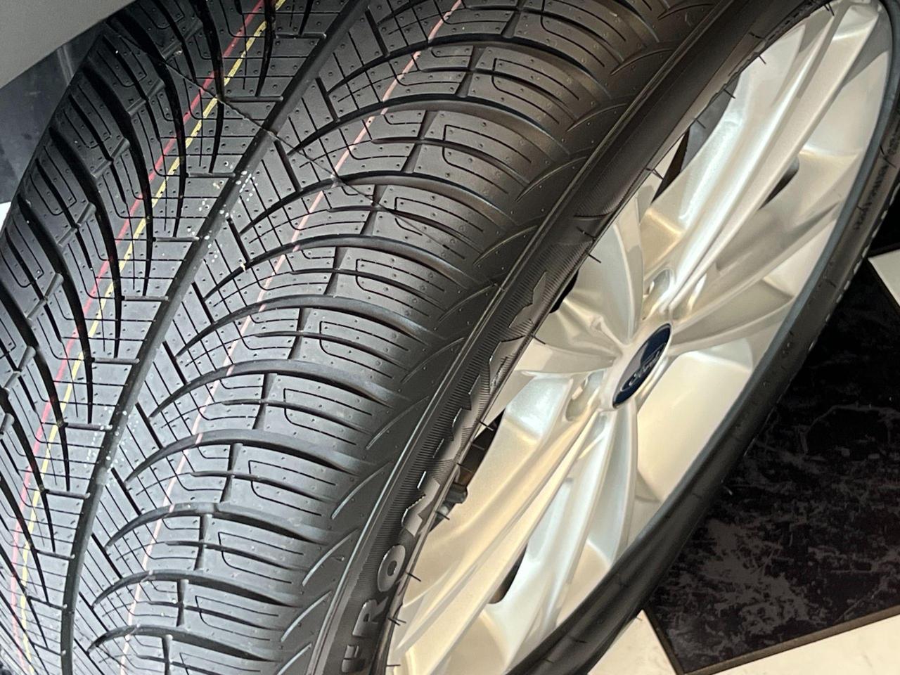 2019 Ford Escape S+New Tires+Camera+Bluetooth+Clean Carfax - Photo #12