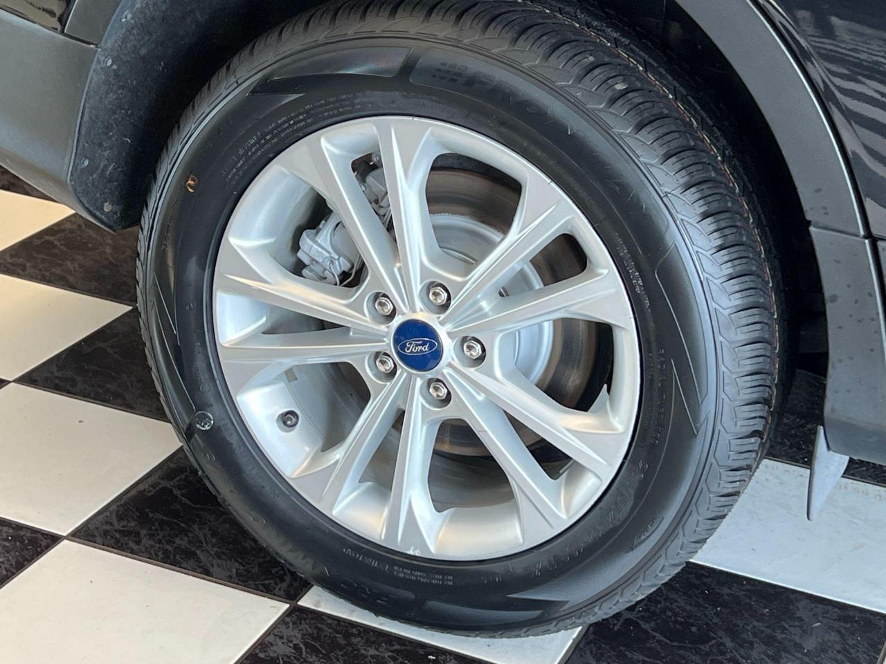 2019 Ford Escape S+New Tires+Camera+Bluetooth+Clean Carfax Photo105