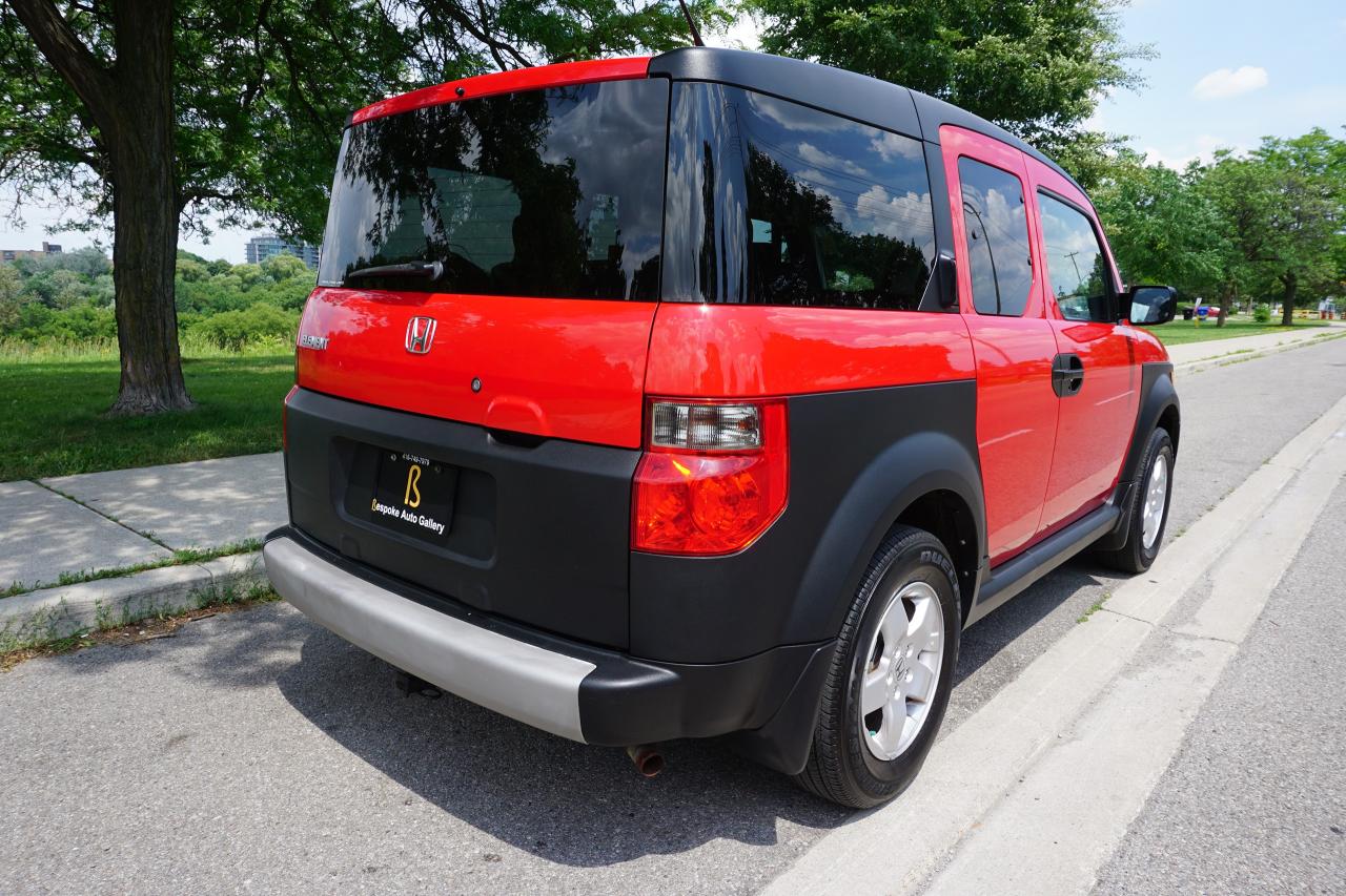 2005 Honda Element 1 OWNER / NEW CLUTCH / MANUAL / 4WD / SUPER RARE Photo3
