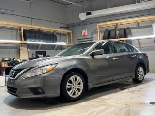 Used 2018 Nissan Altima Push Button Start * Back Up Camera * Heated Cloth Seats * Power Driver Seat * Cruise Control * Steering Wheel Controls * Hands Free Calling * for sale in Cambridge, ON