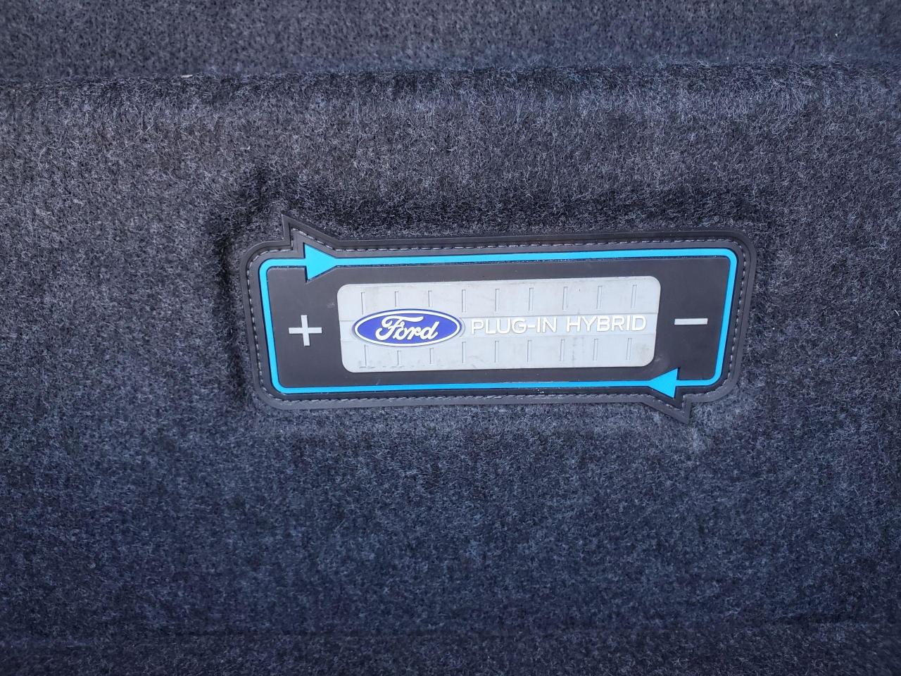 2015 Ford Fusion Energi SE Luxury-LEATHER-HEATED SEATS-AFTERMARKET WHEELS - Photo #20