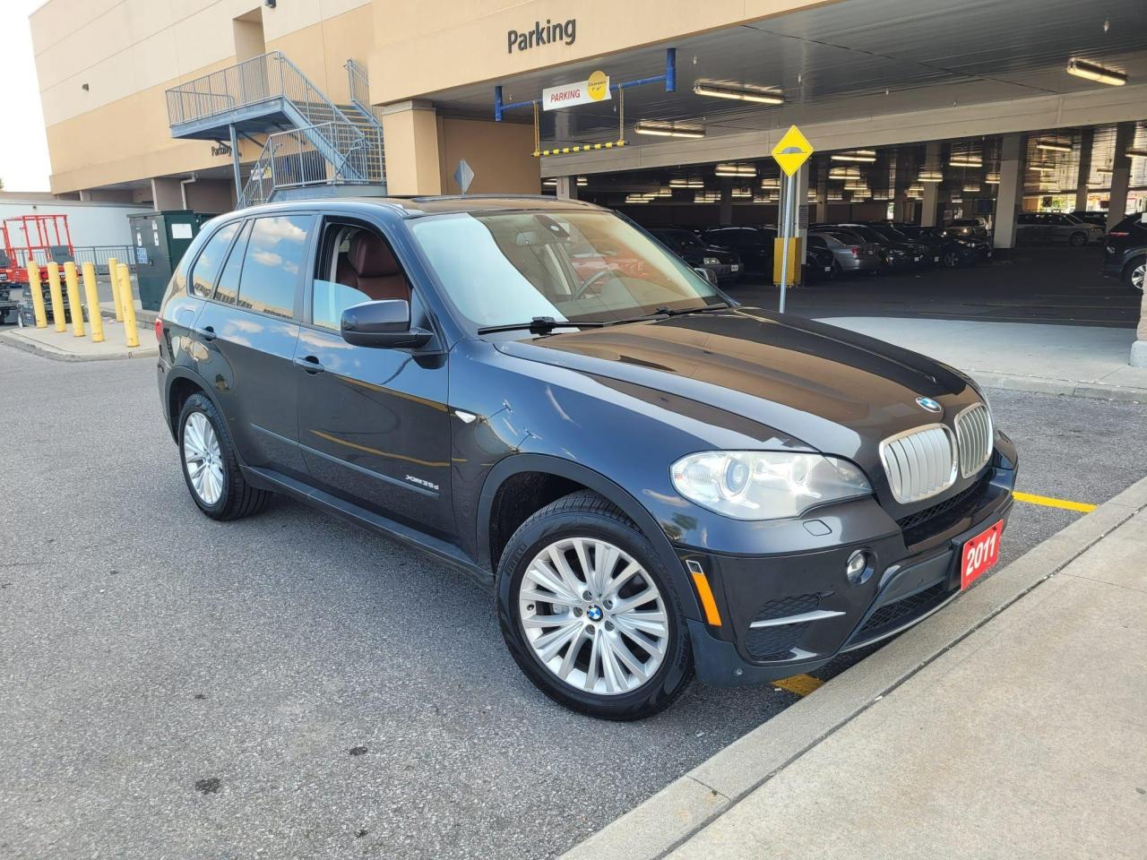 Used 2011 BMW X5 35d,  AWD, Diesel, Leather Pana roof, Warranty ava for sale in Toronto, ON