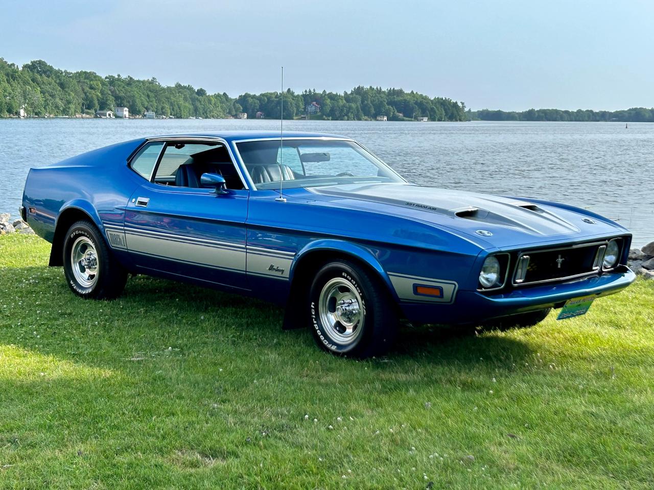 1973 Ford Mustang Mach 1 SPORTSROOF - Photo #7