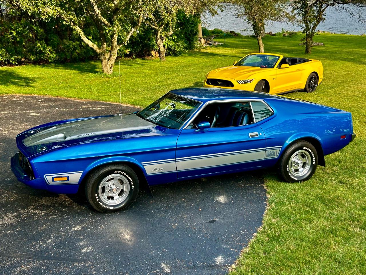 1973 Ford Mustang Mach 1 SPORTSROOF - Photo #24