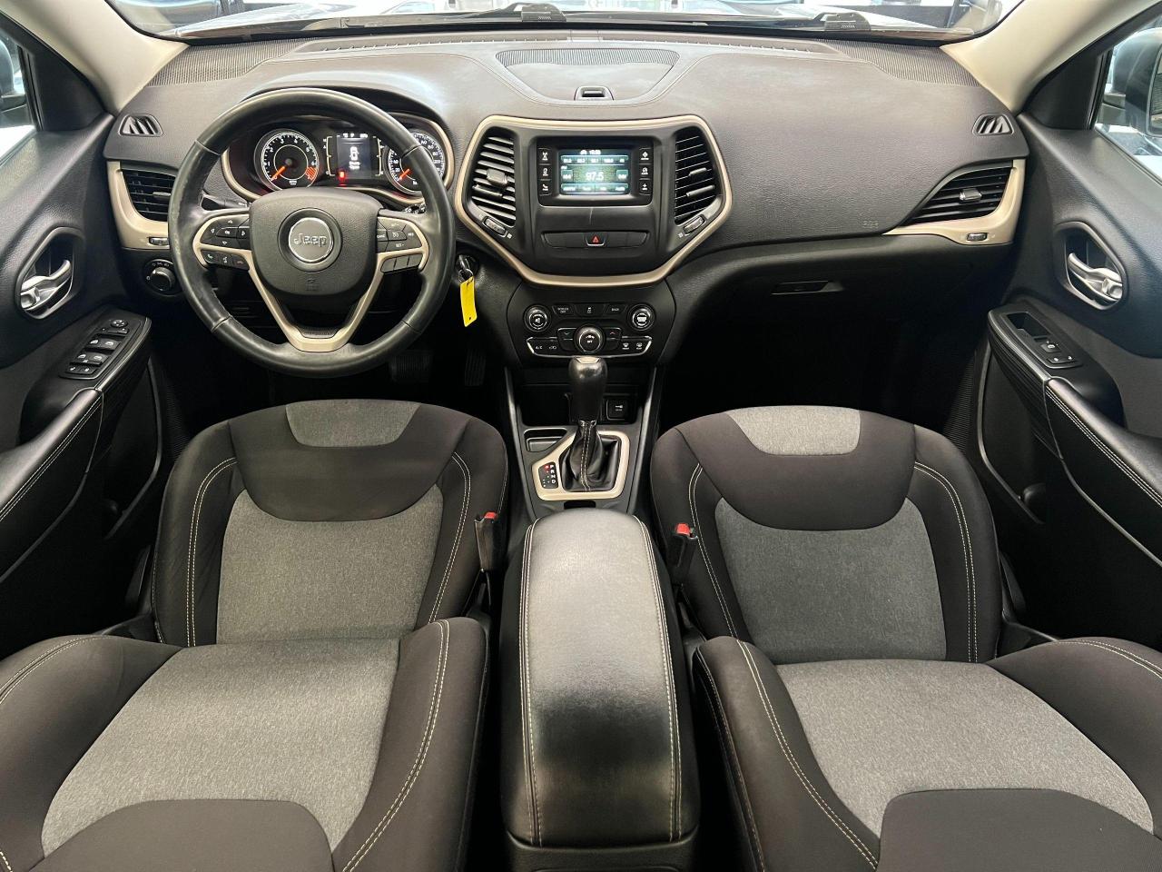 2015 Jeep Cherokee SPORT+Camera+Bluetooth+Remote Start+CLEAN CARFAX - Photo #8