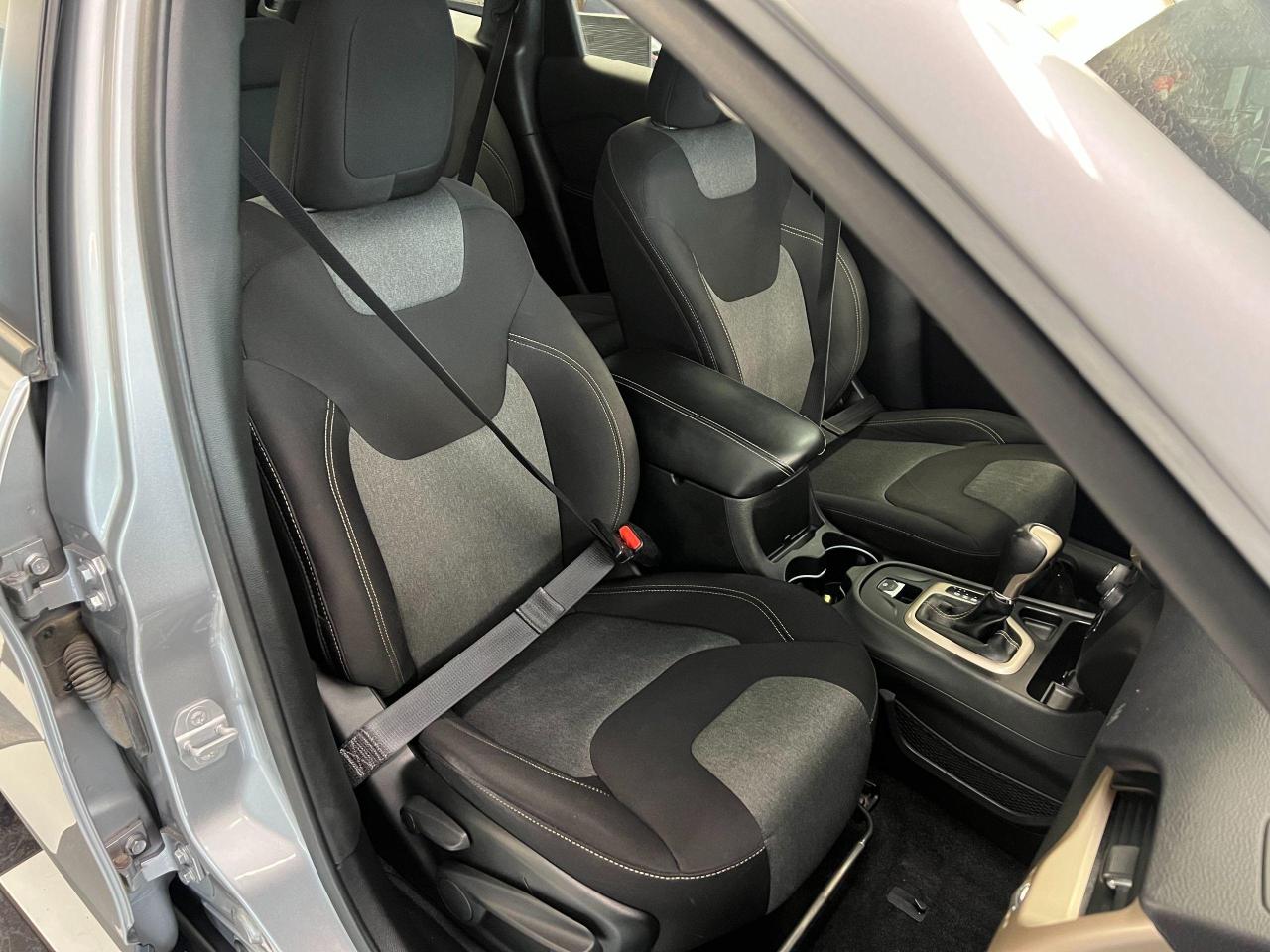 2015 Jeep Cherokee SPORT+Camera+Bluetooth+Remote Start+CLEAN CARFAX Photo87