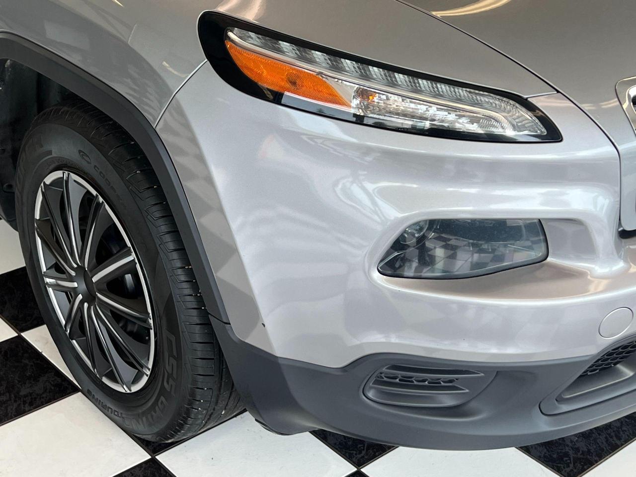 2015 Jeep Cherokee SPORT+Camera+Bluetooth+Remote Start+CLEAN CARFAX - Photo #38
